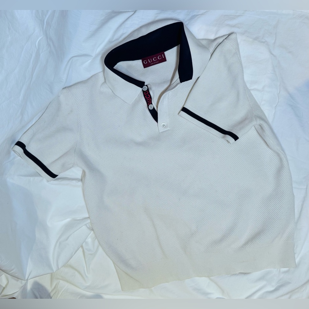 Gucci waffle-texture polo – white / navy trim – men’s S